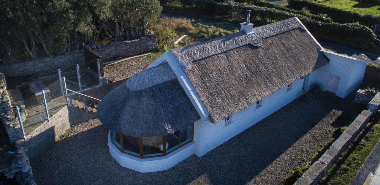 Storytellers Cottage Ballycotteen Esterno foto